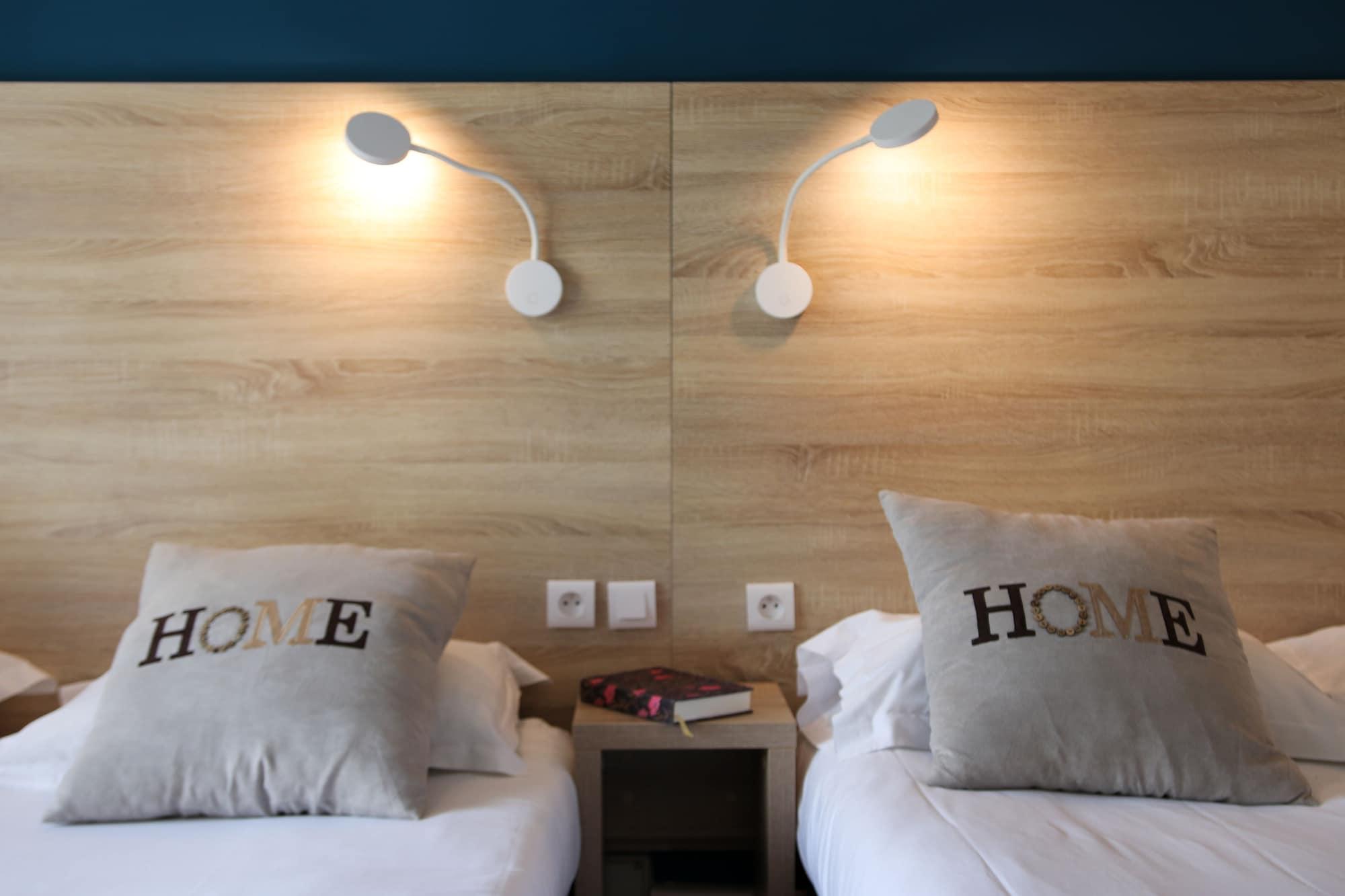 อินเตอร์-โฮเทล นีซ เวสต์ เลอ ฟลอเรียล Hotel ว็องส์ ภายนอก รูปภาพ