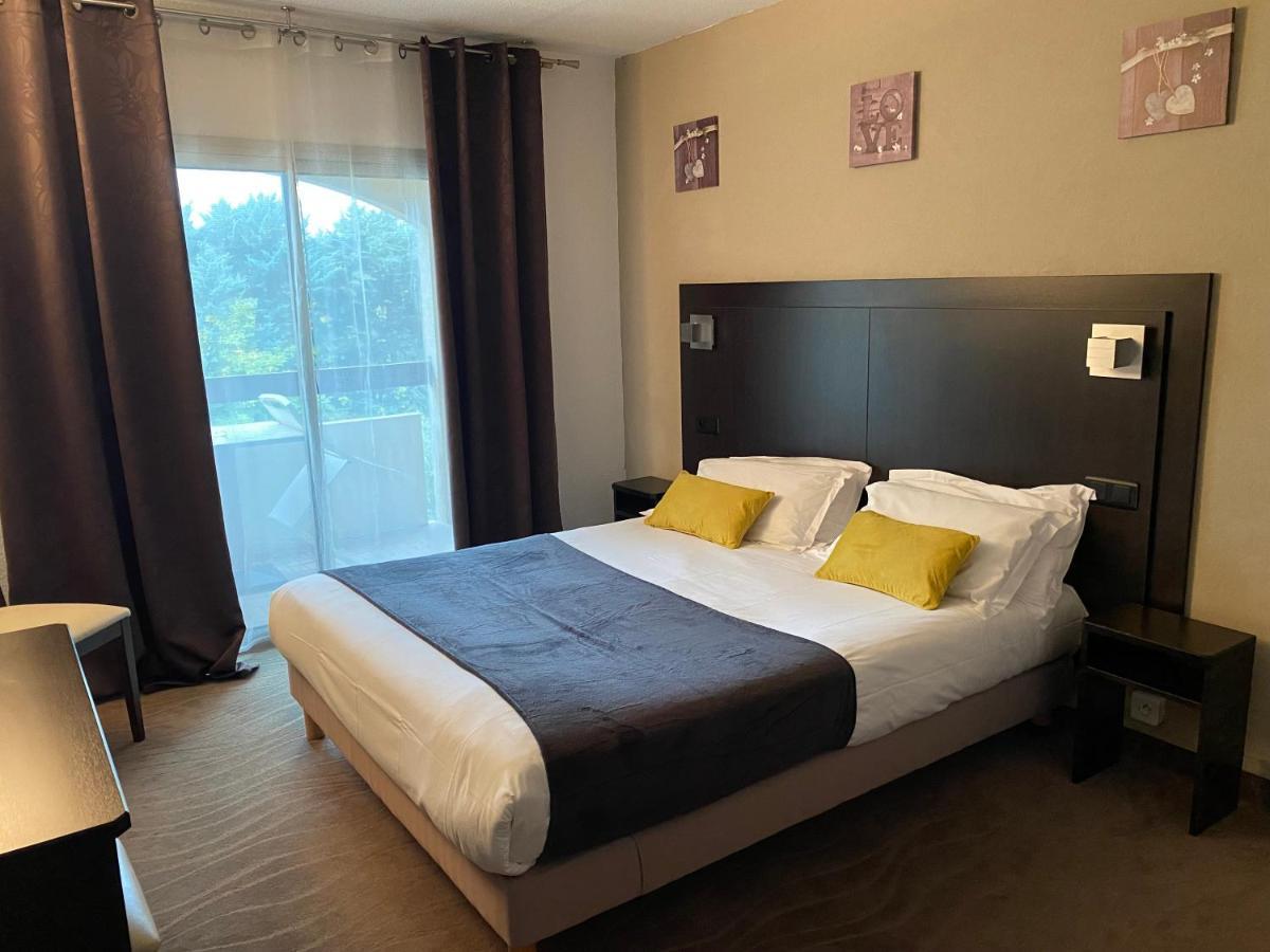 อินเตอร์-โฮเทล นีซ เวสต์ เลอ ฟลอเรียล Hotel ว็องส์ ภายนอก รูปภาพ
